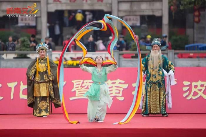 qq刮刮卡在哪里